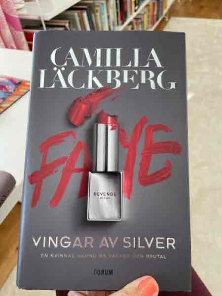 Vingar av silver