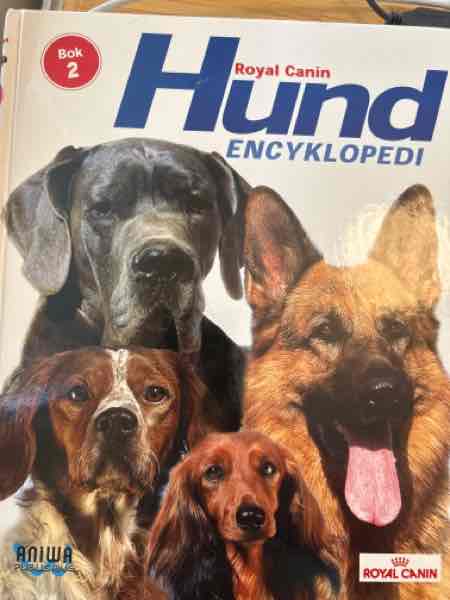 ROYAL CANIN - HUND ENCYKLOPEDI BOK 2