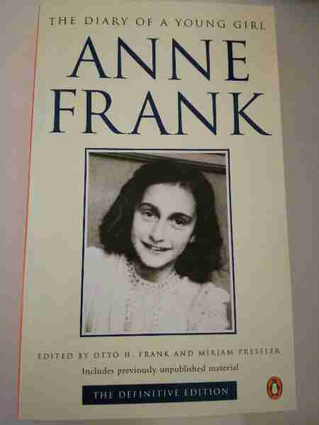 thumbnail image 2 of The Diary Of A Young Girl By Anne Frank – Definitive Edition Paperback, ISBN 9780140264739 (Very Good Condition) 2 of 6