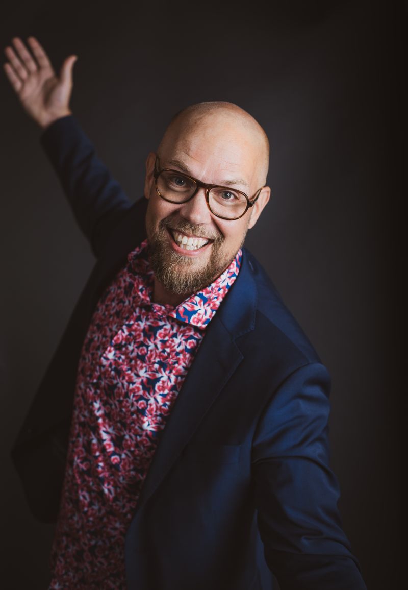 Somliga står på skakiga ben : en inte helt orolig bok om storytelling och presentationsteknik